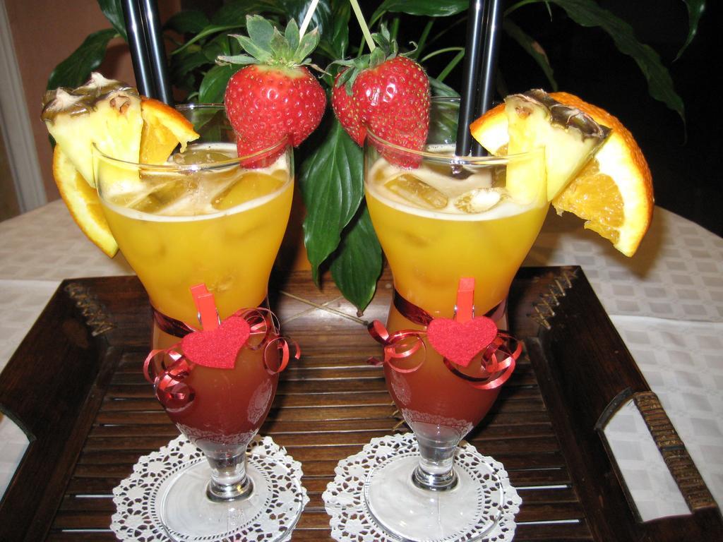 德睿尼酒店 Rrashbull 外观 照片